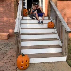 Meet your Posher, Chase